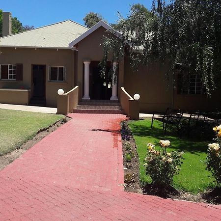 Beverly Corner Lodge Matatiele Exterior foto